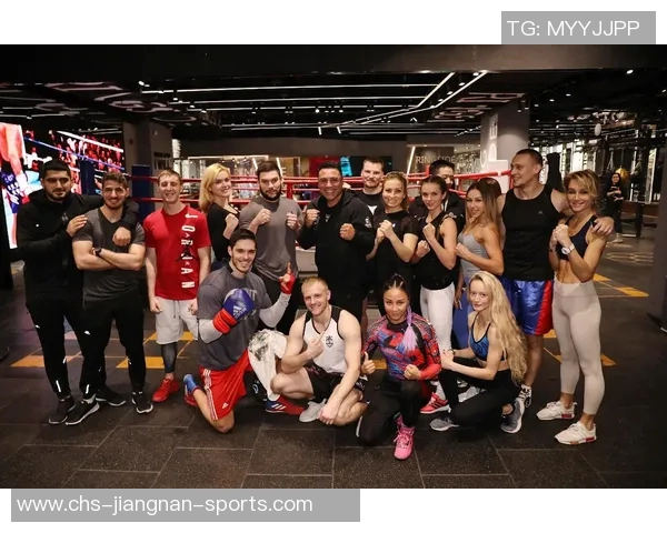 德拉霍亚与次优的巅峰对决揭示拳击界的新格局与未来发展方向